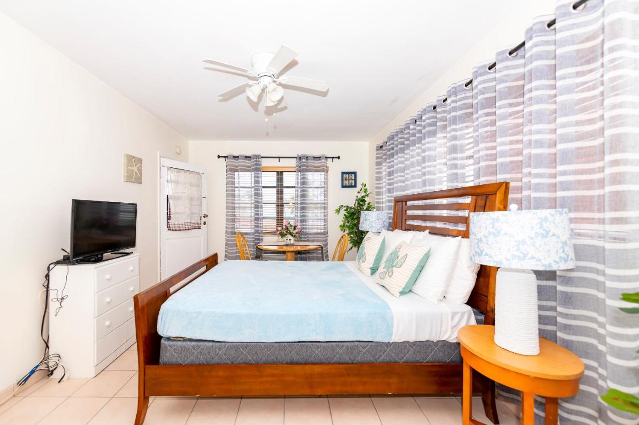 Tropic Isle Hotel & Apartment Холивуд Екстериор снимка