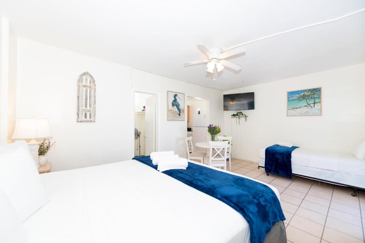 Tropic Isle Hotel & Apartment Холивуд Екстериор снимка