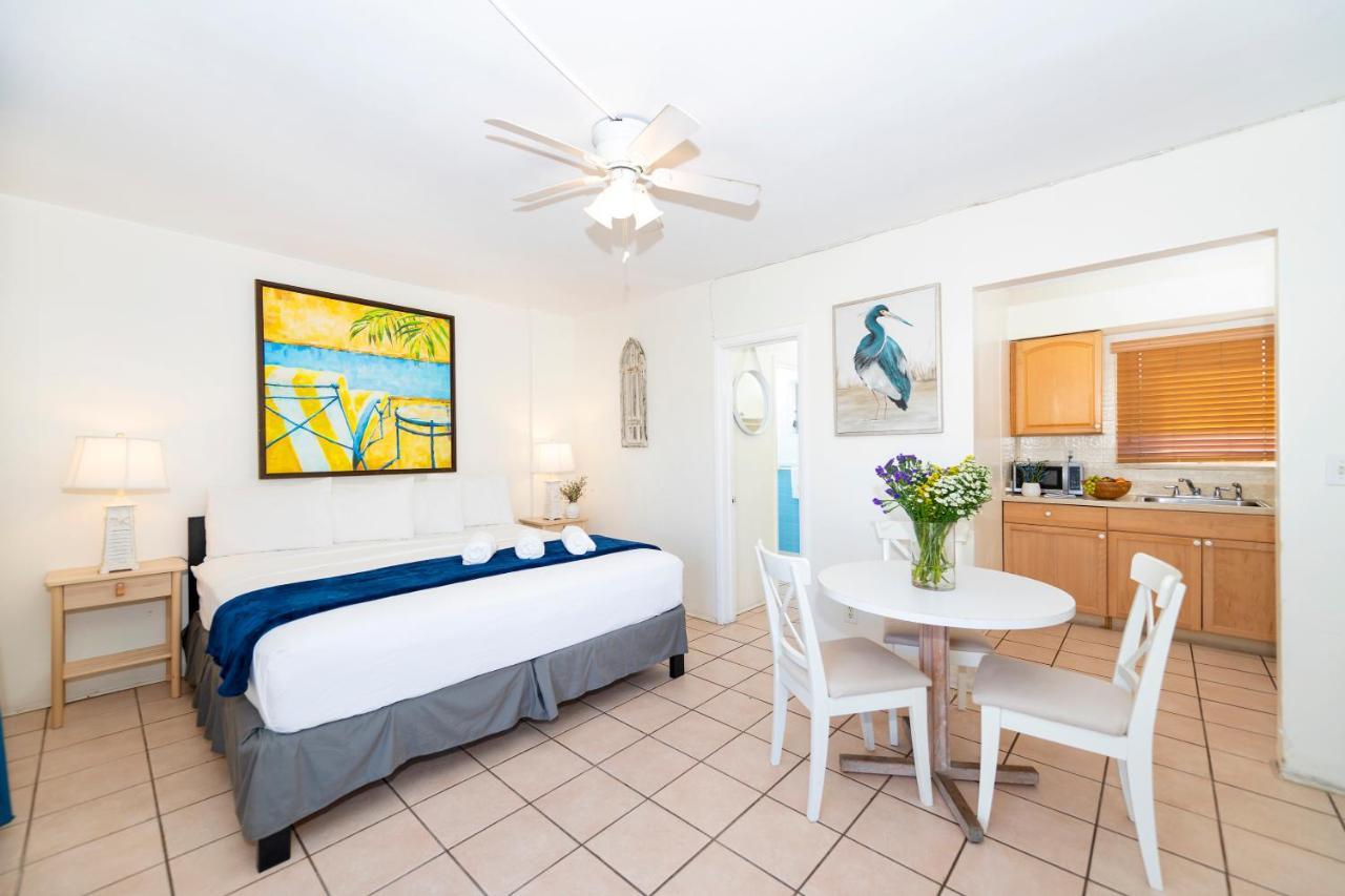 Tropic Isle Hotel & Apartment Холивуд Екстериор снимка