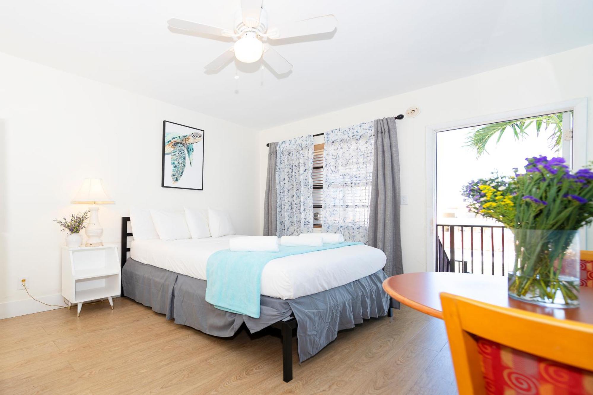 Tropic Isle Hotel & Apartment Холивуд Екстериор снимка